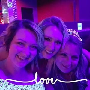 Meet your Posher, Denise